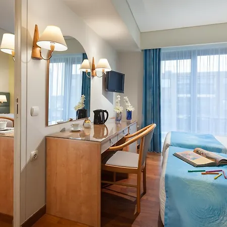 Tropical Hotel Athene